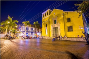 1G2-3 CIUDAD ANTIGUA DE 1 A 3 PERSONAS CON AIRE ACONDICIONADO